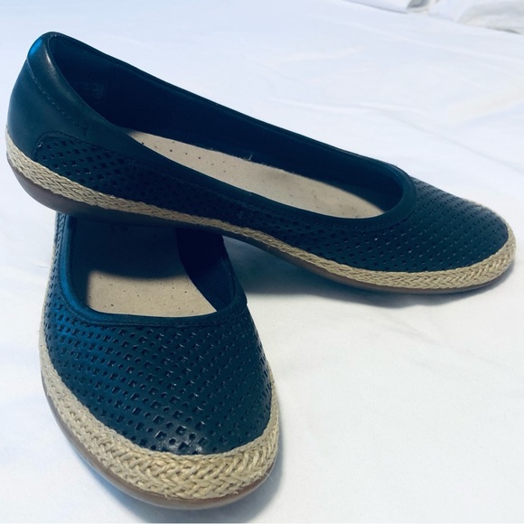 Clarks Women's Danelly Adira - Size 6.5 M - Black Espadrille Ballet Flat Slip on - Picture 2 of 12